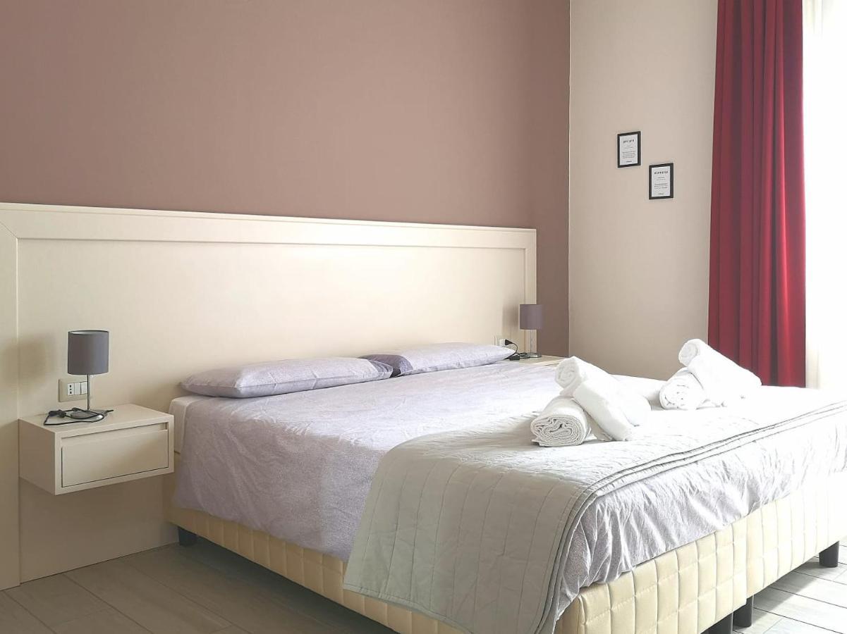 Apartamento Il Balcone Di Galatea Acireale Exterior foto